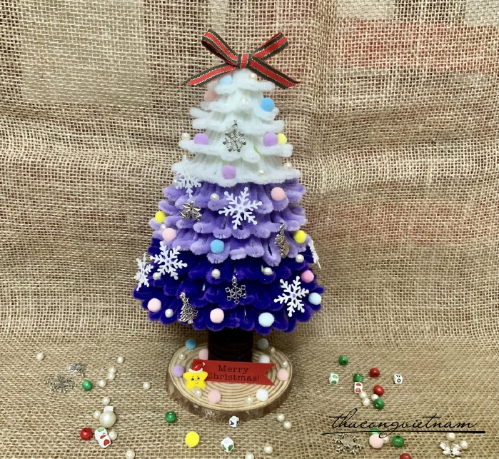 Cây thông Noel kẽm nhung Handmade (30-32cm) - mix tím 
